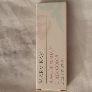Mary Kay Very Berry powder perfect cheek color